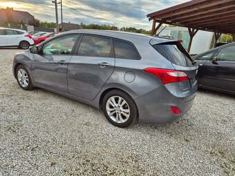 Hyundai i30cw - 6