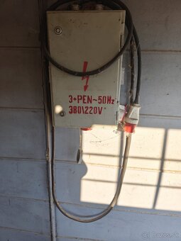 Predám plechovú búdu - 6