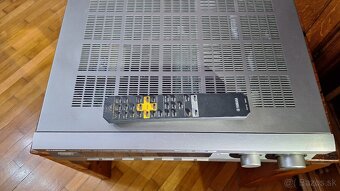 Yamaha DSP-E800 - 6