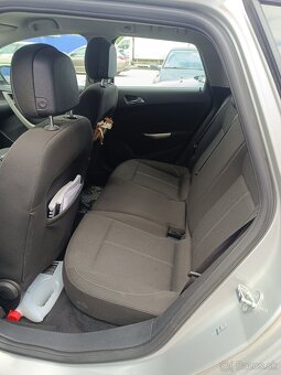 predam Astra J Sports Tourer 1.7 CDTI 96kw - 6