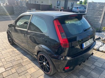 Ford Fiesta 1,6i 74kw 2005 Sport Paket - 6
