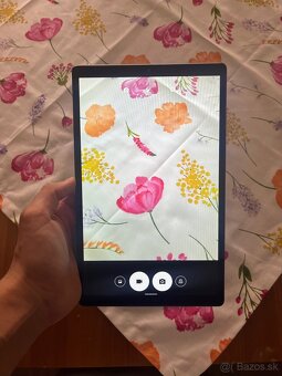 Lenovo tab m10 HD - 6