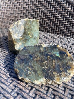 Predaj minerálov-Ametyst, Labradorit,skamenele drevo - 6