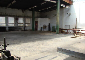 Výrobno skladový areál s pozemkom 8000 m2 v Kežmarku - 6