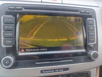 VW Passat B6 - 6