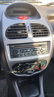 Peugeot 206 - 6