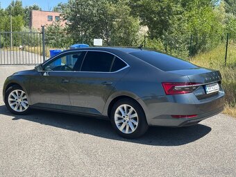 Škoda Superb 2.0 TDI SCR Style DSG - 6