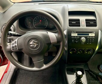 Suzuki SX4 1.5 GLX 73kW - 6