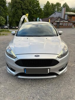 Ford Focus Kombi 1.5 EcoBoost ST Line - 6