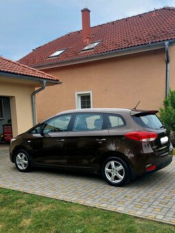 Kia Carens 1.6 GDi - 6