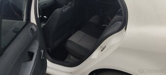 Škoda Fabia 1.2 HTP 2006 motor ide na 2 valcoh - 6