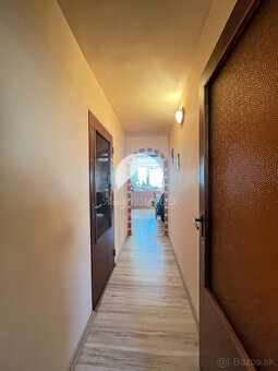 Reality KOMPLEX s.r.o. Vám ponúka na predaj 5 izbový rodinný - 6