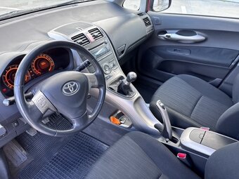 Toyota Auris 1.6 VVT - 6