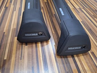 Strešné nosiče / priečniky Yakima na Hyundai Tucson - 6