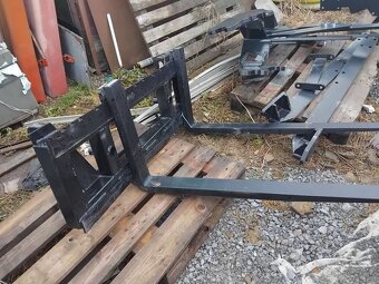 Kliešte na baliky a čelné nakladače - 6