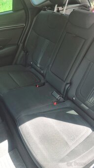 Hyundai Tucson 1,6 benzín - 6