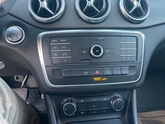 Mercedes Benz CLA 180 Shooting Brake - Combi (auto na predaj - 6