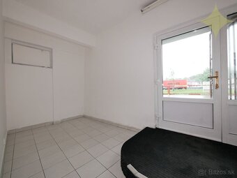 PRENÁJOM Obchodný priestor alebo kancelária centrum mesta Ru - 6