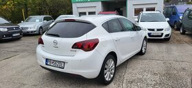 Opel Astra 1.7 CDTI Sport rok 2012 - 6