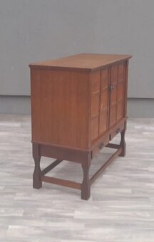 Skrinka – komoda Tv. - 6