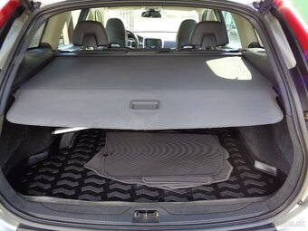 Volvo XC60 D5 Kinetic Geartronic AWD - 6