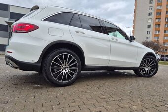 Mercedes-Benz GLC 300d 4Matic A/T virtual cocpit - 6