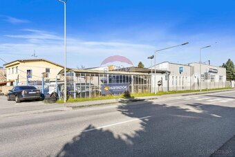 PREDAJ : Polyfunkčná budova 597 m2, pozemok 854 m2, Trnavská - 6