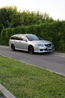 Honda Accord Tourer 2.0 iV-TEC 114kW rok 2004 - 6