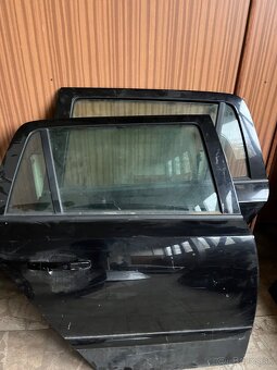 Vsetko komplet za 100e Opel Astra H Cierna - 6