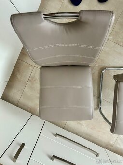 Jedálenske stoličky - 6