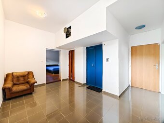 3-IZB. VEĽKÝ LOFTOVÝ BYT S GALÉRIOU, KOŠICE - MYSLAVA - 6