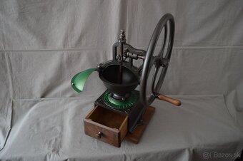 Mlynček na kávu Peugeot  A 2 - 6