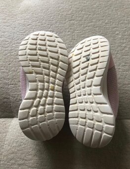 ————--Ružové tenisky Adidas, Tensaur, 26, 14 E——-—- - 6