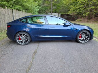 Tesla Model 3 Performance 82kWh AWD 377kw facelift odp. DPH - 6