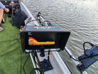 Slnečná clona pre sonáry GARMIN - 6