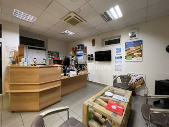 Administratívny, obchodný a skladový priestor v priemyselnej - 6