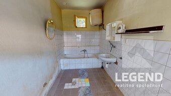 RD Svodín, krásny pozemok 1317 m2, tichá ulička, ovocný sad - 6