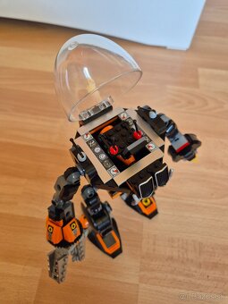 LEGO Agents 8970 Útok robota - 6