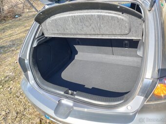 Mazda 3, 1.6 benzin, 77 kW, 2005 - 6