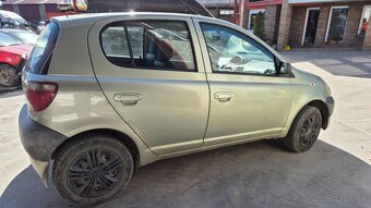 Toyota Yaris 1,0i 50kw kód motora: 1SZ - 6