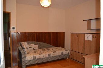Na predaj veľký dvojgeneračný rodinný dom pri lese na Záhorí - 6