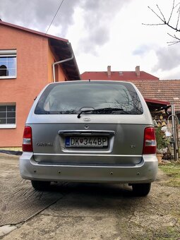 KIA Carnival 2,9 - 6