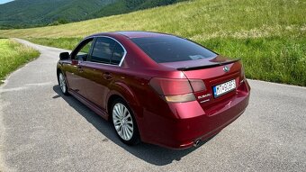 Subaru Legacy 2.5i LPG - 6