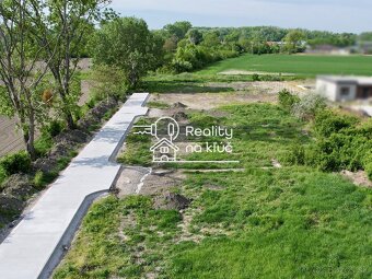 Na predaj stavebný pozemok 613m2 v Komárne – Malá Iža - 6