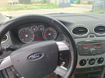 Predám Ford Focus combi 1.6 benzin - 6
