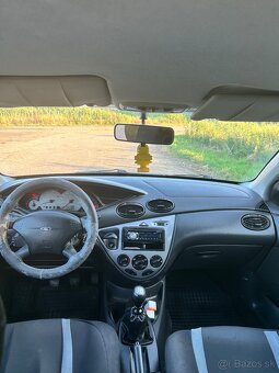 Ford Focus - 6