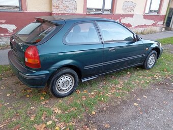 Honda Civic 1.4 55kw rok 1997 - 6