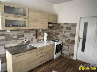 PREDAJ : rodinný dom, Marcelová - 6