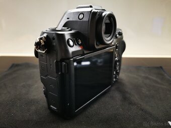 Nikon Z8 - 6