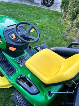 Traktorova Kosačka John deere d125 - 6